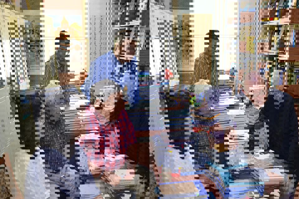 PIAC-ИЙН НАРИЙН БИЧГИЙН ДАРГА НАР ХЭЛ ЗОХИОЛЫН ХҮРЭЭЛЭНД ЗОЧЛОВ