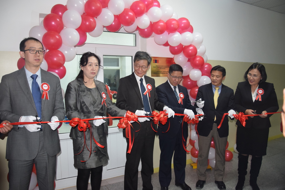 Эрдэс түүхий эдийн боловсруулалтын шинэ лаборатори байгуулагдав.