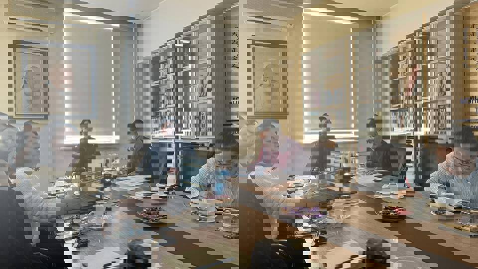 Хилчдийн сэтгэл зүйн шалгуур үзүүлэлт" тодорхойлох  хамтарсан судалгааны 2023 оны ажлын үр дүн, 2024 оны ажлын төлөвлөгөөг хэлэлцэв.